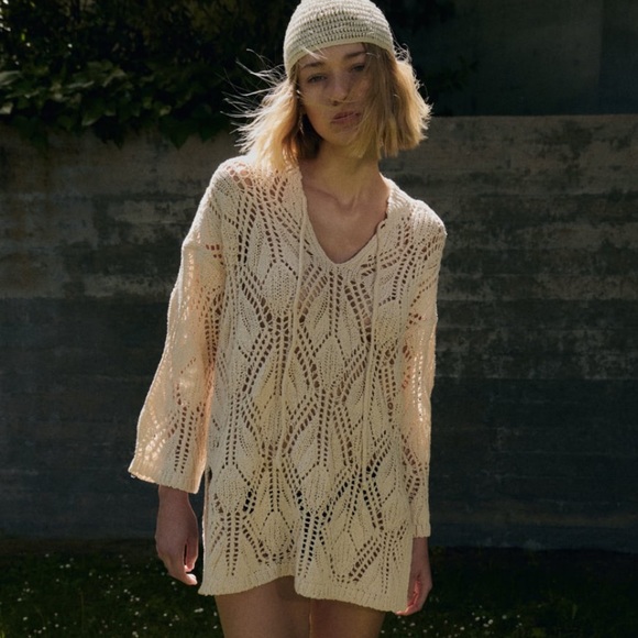 Zara Tops - NWT! Zara Pointelle Knit Tunic - Size Small